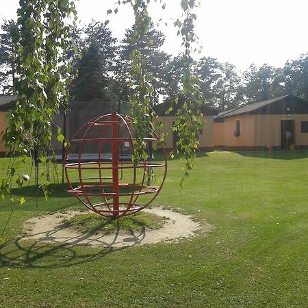 Вилла Sportcentrum Dvorak Глубока-над-Влтавой Экстерьер фото