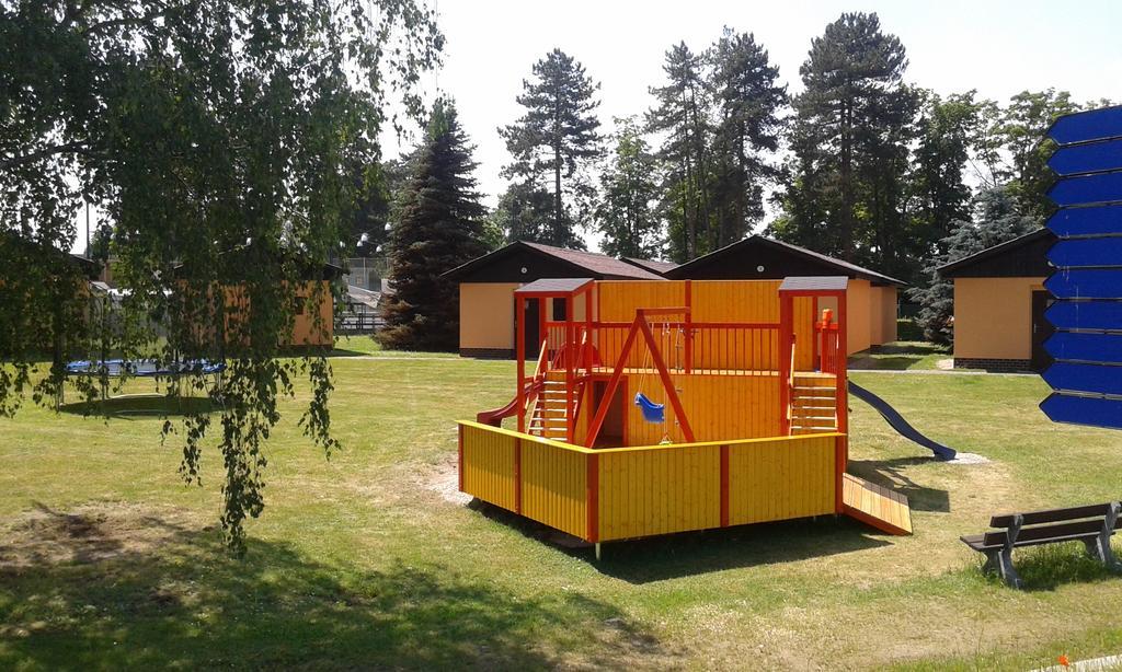 Вилла Sportcentrum Dvorak Глубока-над-Влтавой Экстерьер фото